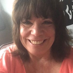 Meet your Posher, Lynn